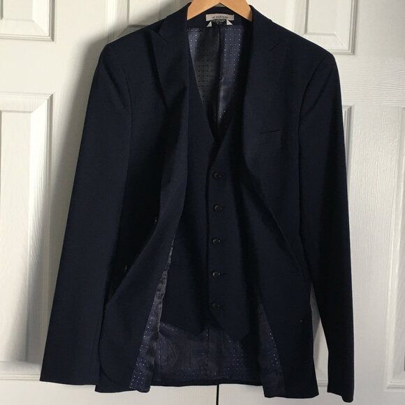 Grad - Business Suit, Le Chateau-Navy Blue - Picture 4 of 11